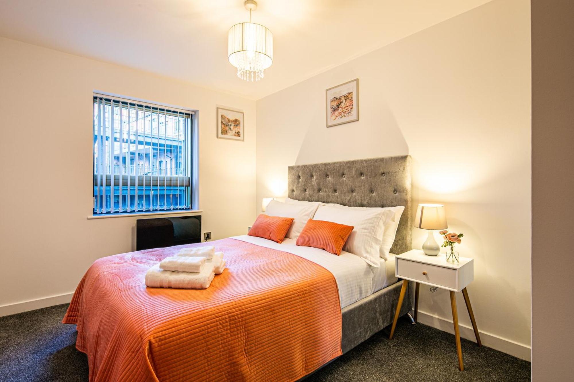 Stylish 2 Bed Apt 18 - City Centre, Free Parking, Espresso Machine & Netflix - Hosted By Stay Host Save Шефилд Экстерьер фото