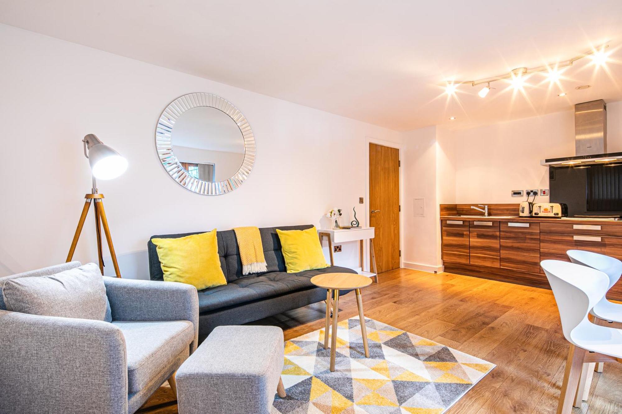 Stylish 2 Bed Apt 18 - City Centre, Free Parking, Espresso Machine & Netflix - Hosted By Stay Host Save Шефилд Экстерьер фото