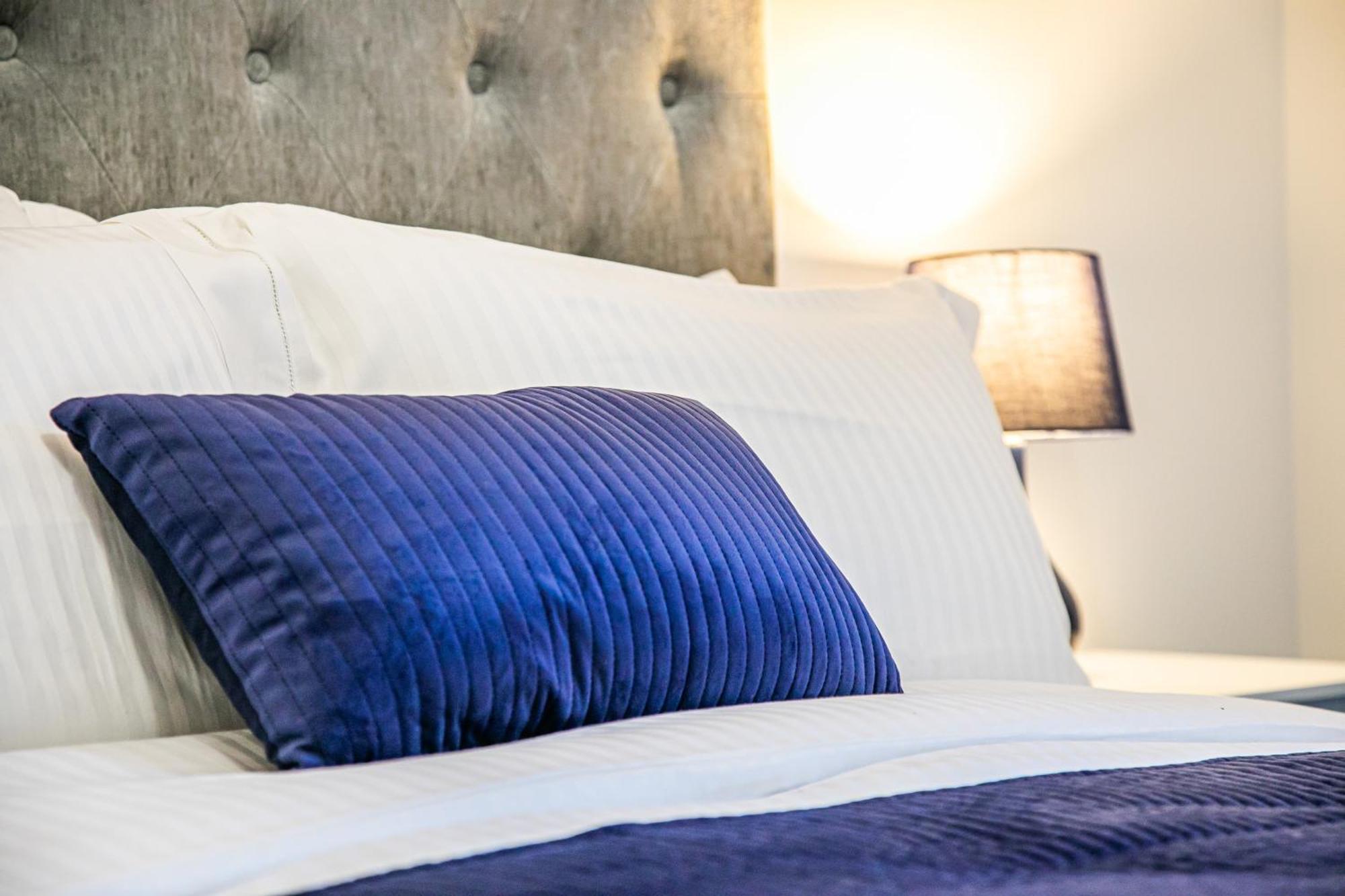 Stylish 2 Bed Apt 18 - City Centre, Free Parking, Espresso Machine & Netflix - Hosted By Stay Host Save Шефилд Экстерьер фото