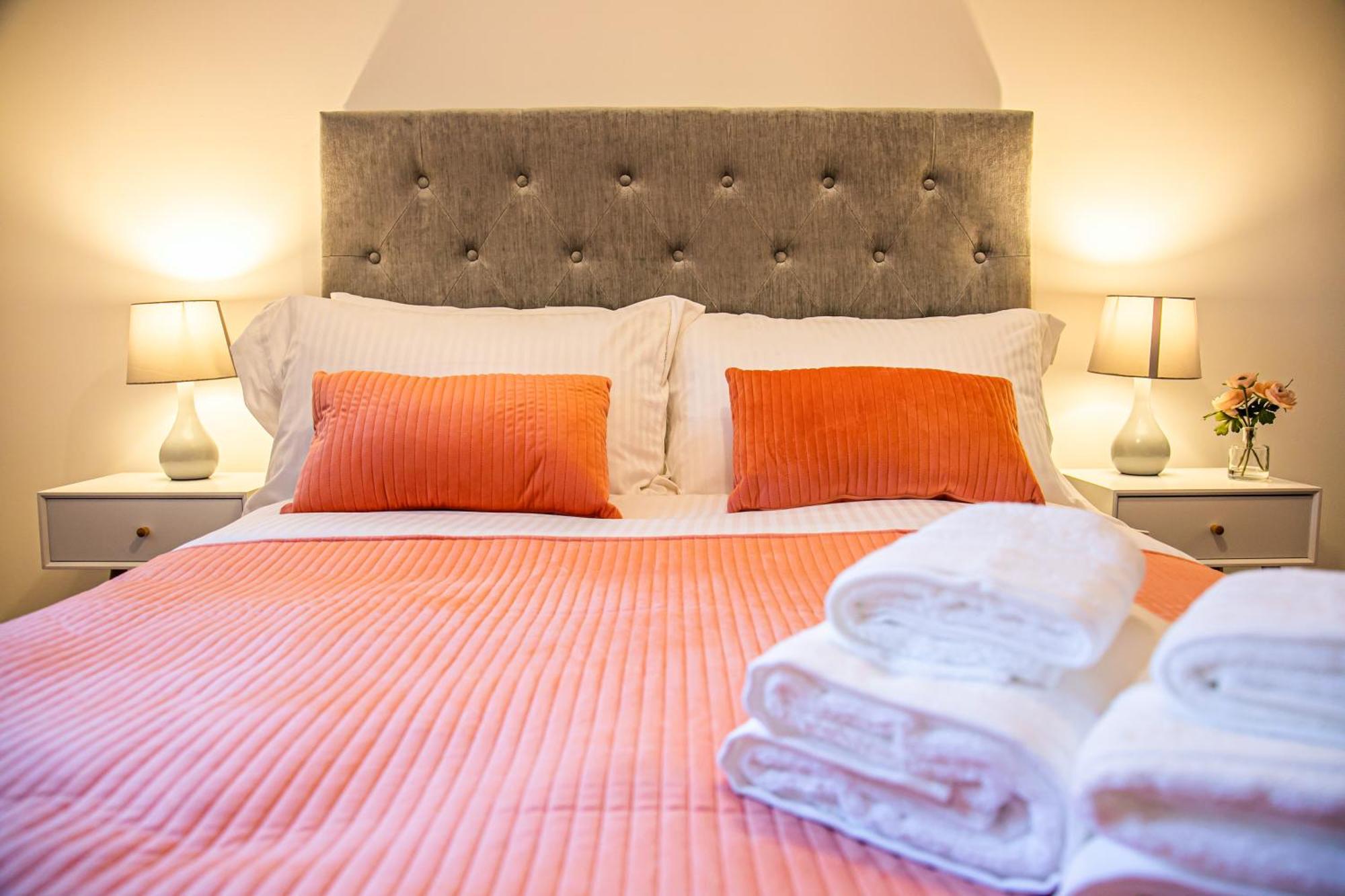 Stylish 2 Bed Apt 18 - City Centre, Free Parking, Espresso Machine & Netflix - Hosted By Stay Host Save Шефилд Экстерьер фото